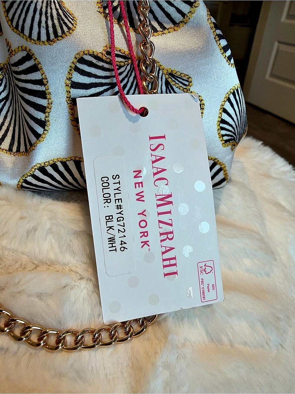 Isaac Mizrahi Shell Print Clutch in White & Black NWT - Picture 5 of 11